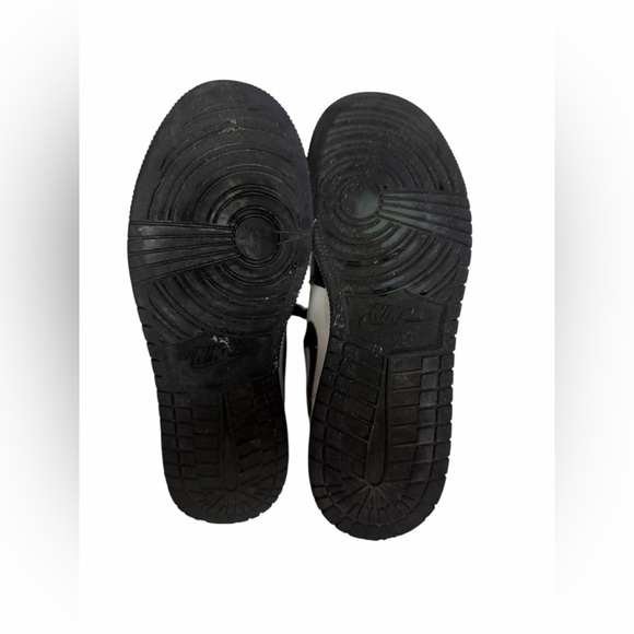 Air Jordan 1 Mid GS “pastel” from 2021
Size 7 - Picture 7 of 7